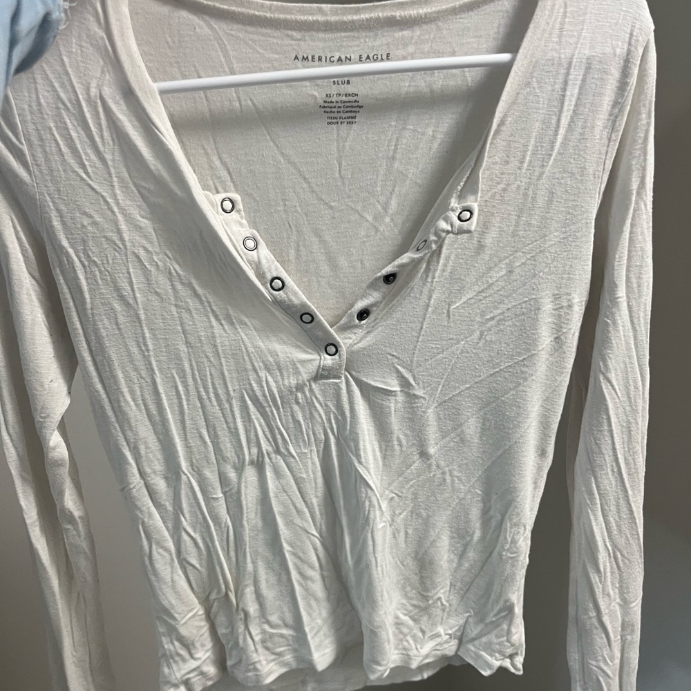 AMERICAN EAGLE SOFT AND SEXY LONGSLEEVE